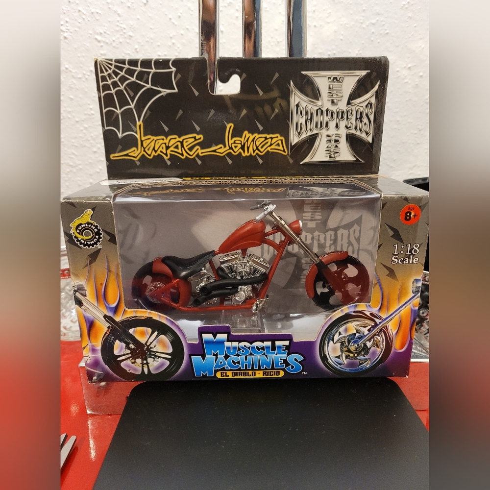 Jesse James muscle machine Motorcycle Figurine